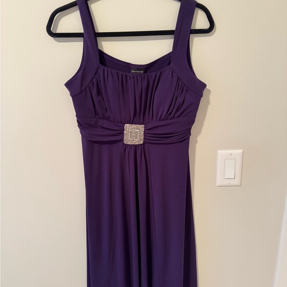 Purple Sleeveless Dress with Embellished Waist - Picture 1 of 1